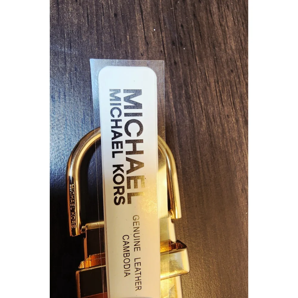 Michael Kors Women REVERSIBLE LEATHER Logo Belt SZ M MEDIUM Dark Brown & Black